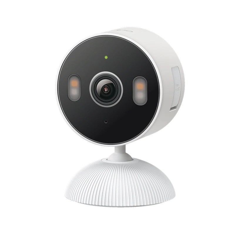 The camera: a white indoor RTSP camera with a black circular face, wide-angle lens, twin infrared illuminators and a status light, sitting on a ribbed dome stand.